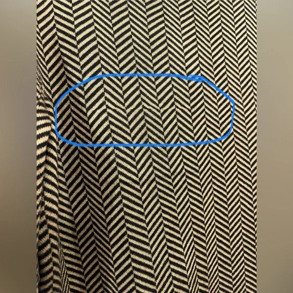 Calvin Klein Mock Neck Sweater Size Medium Black and Tan - Picture 6 of 6